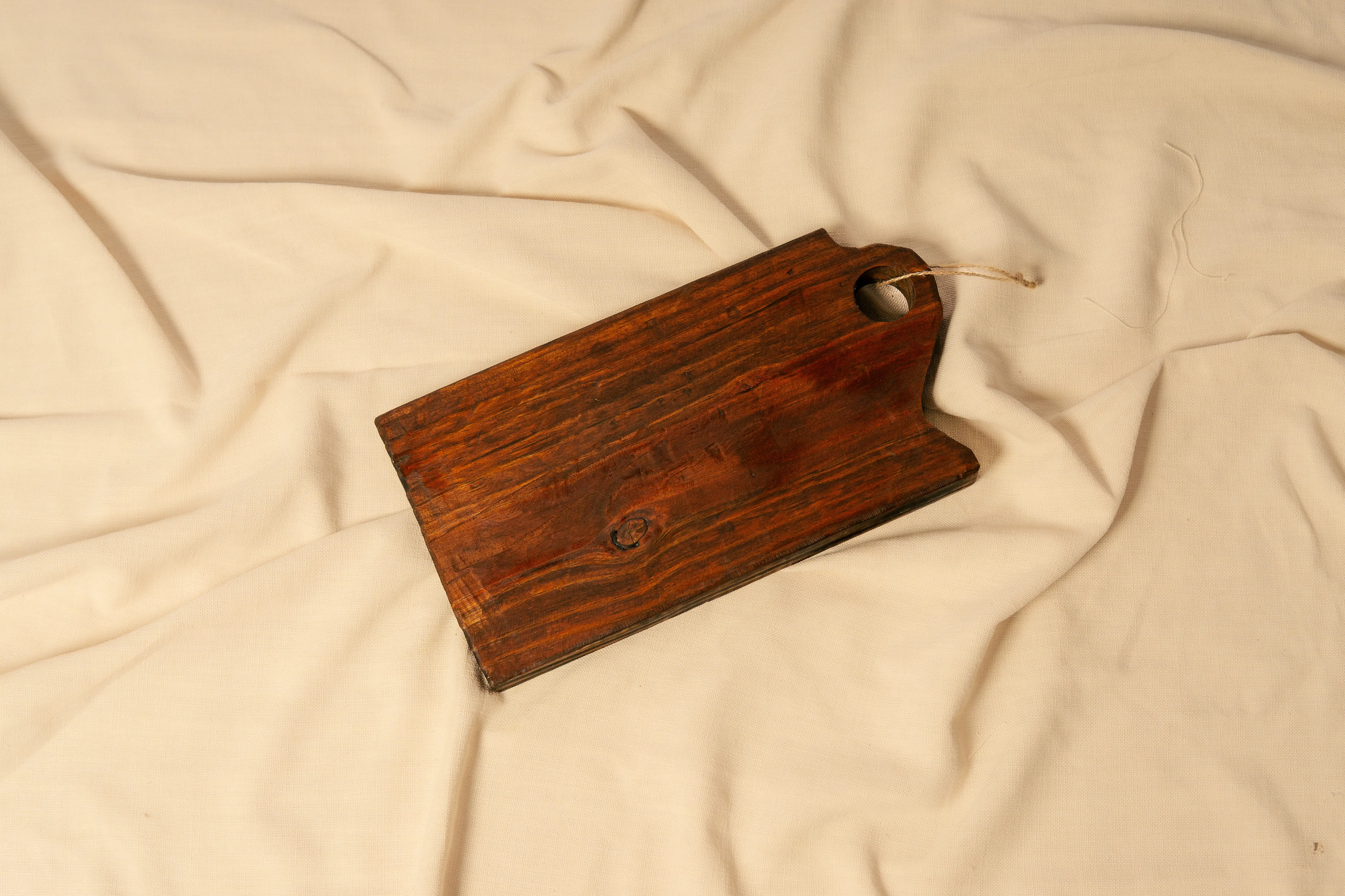 Nsuku Wide Board - Angle 2